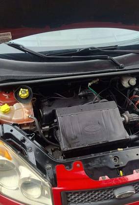 FORD FIESTA 1.0 MPI SEDAN 8V FLEX 4P MANUAL FORD FIESTA 1.0 MPI SEDAN 8V FLEX 4P MANUAL